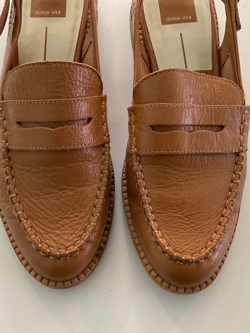 DOLCE VITA Hardi Tailored Slingback Loafers in Brown Crinkle Patent Size 9 - Picture 3 of 8